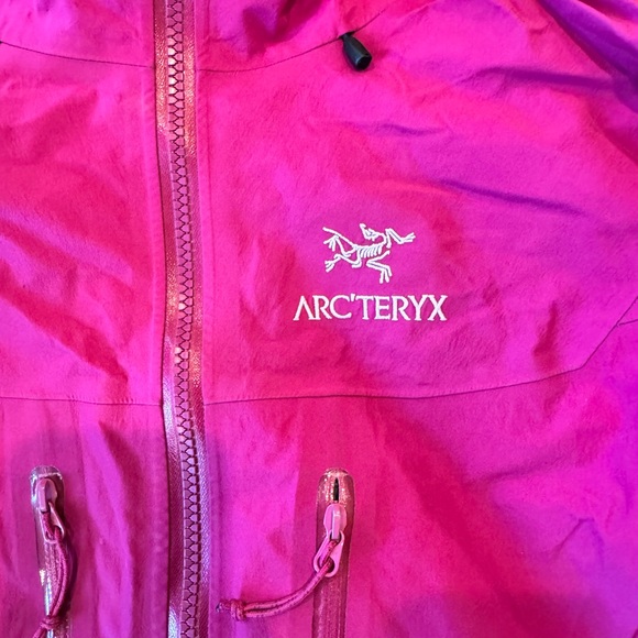 Arteryx Goretex Alpha SV Jacket - Picture 2 of 9